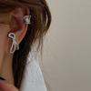 Pendientes Asimétricos de Pinza para Oreja con Lazo Incrustado de Alta Sensibilidad G2024 para Mujer, Pendientes de Nicho para Celebridades de Internet, Ins Simple E2-1