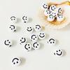 10 Colores Amarillo Smiley Hangkong Acrílico Cuentas Planas DIY Mano Oreja Joyería Pulsera Collar Accesorios Material