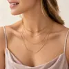 Collar de cadena satélite estilo frío Dongdaemun de estilo coreano, elegante collar de cadena de hueso de serpiente que combina con todo para mujer, collar minimalista de múltiples capas