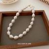 Colar de Pérolas com Gradiente de Tamanho e Senso de Design Retrô Corrente Simples para Clavícula Moda Barroca Colar Elegante Versátil para Mulheres