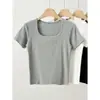 Camiseta Feminina Manga Curta com Gola U e Ombro Direito 2025 Nova Popular Verão Top Curto Estilo Estrangeiro Camiseta de Tricô Fina Manga Meia