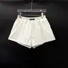 Conjunto de Camisa Estampada Solta Feminina + Shorts + Polainas Conjunto de Três Peças Novo Estilo Outono 2026