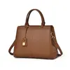 Bolso para Mujer, Versátil para el Trabajo Diario, Doble Uso: Hombro y Mano, Múltiples Compartimentos, Gran Capacidad, Bolso de Mano y Bolso de Hombro Transfronterizo