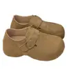 Fivela outono corte profundo nova moda versátil aumento de altura interna sapatos baixos de camurça com salto plataforma 2026 retro Birkenstock sapatos femininos