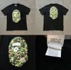 Camiseta unisex de manga curta da marca tendência BAPE, co-branded com design de camuflagem de cabeça de macaco, caimento solto de alta qualidade