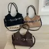 Bolsa de ombro com fivela de cinto estilo coreano minimalista para mulheres, outono retrô de alta qualidade versátil para o dia a dia, bolsa de ombro cruzada sob o braço