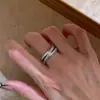 Anillo Dorado Fino Popular de Xiaohongshu con Tres Anillos de Una Pieza Liso Diseño de Nicho Anillo Cerrado para Dedo Índice Envío Directo