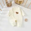 Mameluco protector de algodón puro Clase A para recién nacidos, mameluco estilo cuatro estaciones, mameluco sin huesos para meses pequeños, 52