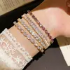 Pulsera Ovalada de Circonita Estilo Francés, Pulsera de Gama Alta Estilo Coreano Estilo Ins, Lujo Accesible, Joyería de Mano Moderna y Versátil para Mujeres