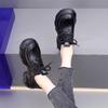 Mocasines de suela gruesa, zapatos pequeños de cuero estilo británico, primavera 2025, nuevos zapatos retro de una sola capa con cordones y muffin, versátiles y realzados.