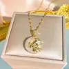 Item Mais Vendido Transfronteiriço: Colar para Mãe, Lua e Estrela Protegem Você, Corrente de Clavícula em Aço Titânio com Cravação de Zircônia, Sensação de Luxo Leve