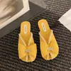2026 Novas Pérolas em Estoque Slip-On Laço Flats Moda Confortáveis Bico Fechado Mules Verão Atacado Versão Coreana