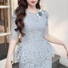 Designer de Nicho Vietnamita Outono 2026 Novo Elegante e Tranquilo Renda Socialite Cintura Marcada Conjunto de Vestido 1618