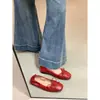 Zapatos Planos Rojos Retro Franceses Chuyuji para Mujer, Nuevos Versátiles 2026 Bailarinas Planas Poco Profundas con Lazo