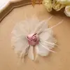 Atmósfera invernal original pluma organza rosa diy horquilla hecha a mano tocado accesorios para ropa al por mayor