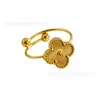Conjunto de Joias de Aço Inoxidável Banhado a Ouro 18K, Trevo de Quatro Folhas, Colar, Pulseira e Brincos, Venda Quente Transfronteiriça, Atacado Direto da Fábrica