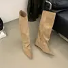 Botas de tacón de bloque con punta estilo coreano para mujer, nuevo modelo 2026, gamuza, adelgazantes, realzan la altura, estilo británico, pantorrilla ancha, tacón grueso, botas de montar