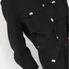 Chaqueta de diseño de nicho para primavera con hebilla de metal para hombre, corta de trabajo, elegante y moderna, prenda exterior casual de alta gama, estilista