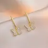 Aretes para Mujer, Aretes de Flor Corazón con Circonita Micro-pavimentada de Cobre, Nueva Moda de Nicho, Diseño Simple, Joyería de Temperamento y Versátil