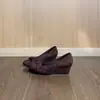 Sapatilha Mary Jane Campus 2026 Estilo Quente Bico Redondo Salto Anabela Laço Bico Baixo Leve para Viagem Sapatos Femininos