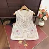 Novo Colete Festivo Acolchoado Jacquard Bordado Pesado Estilo Chinês Inverno 2025 Novo Colete Slim de Gola Redonda