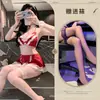 A nova lingerie sexy de Guino inclui um vestido de empregada de três peças com calcinha de entrepernas aberta e um uniforme apaixonado para tentação sedutora.