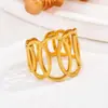 Moda Europeia e Americana Anel Exagerado de Aço Inoxidável para Mulheres Ouro 18K Simples Estilo Ins Anel de Design de Ponta Joias Atacado