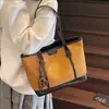 Bolso de Hombro Grande Retro Transfronterizo para Mujer 2025 Otoño e Invierno Nueva Moda Bolso de Axila de Gama Alta Bolso de Hombro para Viajes