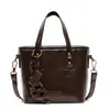 Bolso de moda de alta gama estilo vintage para mujer, bolso de mano de nicho de lujo ligero, versátil para el uso diario, bolso cruzado