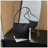 Bolso Femenino Estilo Nacional 2026 Verano Nuevo de Moda Casual Moda Oficina Trabajador Viaje Hombro Axila Bolso Cubo para Mujer