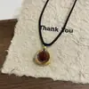 Nuevo Collar Rojo 2026 para Mujer, Cadena para Suéter de Cuerda Trenzada, Diseño de Nicho de Lujo Ligero, Joyería de Alta Gama