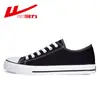 Zapatos de lona con mecanismo de retroceso para hombre, nuevas zapatillas transpirables de verano 2021, zapatos versátiles casuales de corte bajo, zapatos clásicos para hombre