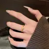Anillo de Girasol para Mujer, Simple y de Alta Gama, Anillo Hueco para Dedo Índice Incrustado con Diamantes, Moderno y Versátil, Anillo Creativo Abierto