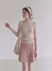 Camisa básica de tricô elegante estilo francês com gola alta e mangas curtas para mulheres, top fino de seda gelada para o verão, camiseta de manga média de alta qualidade