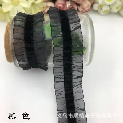 黑色