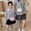 Moderna Bolsa Mini Cuadrada Portátil para Padres e Hijos Bolsa Cruzada Infantil de Dibujos Animados en Relieve para Niñas para Auriculares y Labial Transfronteriza