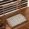 Directo de FábricaCaja de Almacenamiento de Anillos de 100 Compartimentos de Nogal Transparente con Tapa Caja de Joyería a Prueba de Polvo Bandeja para Anillos