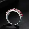 Anillo de Diamantes de Circonia Roja Sangre de Paloma Vintage para Mujer, Lujo Ligero, Gama Alta, Exquisito, Elegante y Favorecedor para la Piel, Anillo para el Dedo Índice