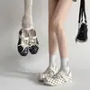 Zapatos Mary Jane de tiras con lunares para mujer, moda nicho primavera/verano 2026, con aumento de altura interno, hebilla de una tira, zapatos de corte bajo de una sola pieza