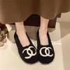 Zapatos planos redondos estilo Chanel con pelo, boca poco profunda, para mujer, ropa exterior, temporada de otoño e invierno, con terciopelo, slip-on, suela suave, zapatos para conducir, zapatos de algodón