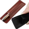 Funda Magnética para Bolígrafo de Cuero de PU Transfronteriza Bolsa para Bolígrafo de Color Sólido Cubierta Protectora Creativa y Simple para Bolígrafo Almacenamiento de Papelería para Estudiantes Venta al por Mayor