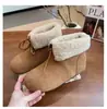 Elegantes botas de nieve estilo Birkenstock para mujer con puños, nuevo modelo de invierno, forradas de felpa, cálidas, botines cortos, zapatos de algodón slip-on de doble uso