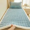 Colchón de Terciopelo de Leche Engrosado para Clase Transfronteriza en Vivo Cubierta de Cama Tatami Doméstica Colchón Plegable Individual para Siesta en Dormitorio