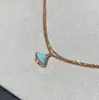 V Oro Versión Alta Chapado en Oro CNC Precisión Pulsera Falda Lujo Accesible Versátil Blanco Nácar Abanico Pequeño Forma Doble Capa Pulsera para Mujeres