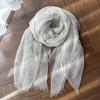 Lenço de Seda de Três Camadas em Estoque para Primavera e Verão, Cor Sólida, Lenço Versátil Elegante Vintage de Seda e Algodão, Xale de Proteção Solar Feminino