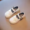 Zapatos Mary Jane para Niñas de Charol con Velcro Zapatos de Princesa para Bebé Estilo Verano 2025 Zapatos Pequeños de Cuero Modernos Suela Suave Punta Cuadrada Zapatos Casuales