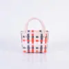 Bolso de Mano Tejido de Plástico Personalizado Cesta Tejida de Plástico Cesta de Regalo DIY Bolso de Calle del Pequeño Libro Rojo