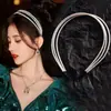 Liquidação de AcessóriosLaços de Cabelo de Alta Qualidade, Presilhas, Grampos, Tiaras, Brincos, Faixas de Cabeça e Acessórios de Cabelo para Mulheres