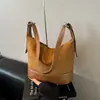 Bolso de mujer transfronterizo nuevo, gran capacidad, moderno y simple, estampado de leopardo mate, gamuza vintage, bolso de hombro y bandolera tipo cubo