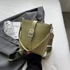 Moda de verano 2023 nueva bolsa pequeña para el hombro y la axila para mujer, bolso tipo cubo texturizado, bandolera de banda ancha ins versátil